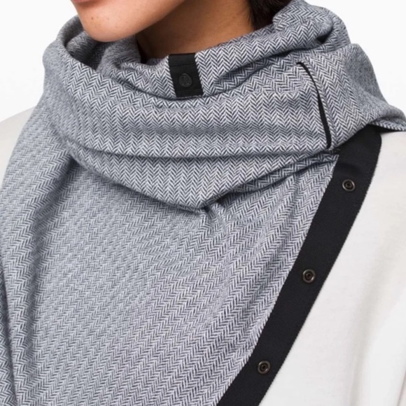 lululemon athletica Accessories - Lululemon vinyasa scarf